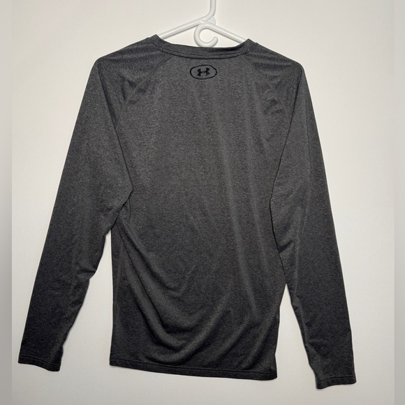 Under Armour Grey Long Sleeve Compression Heat Gear Shirt Boys XL - Picture 2 of 4